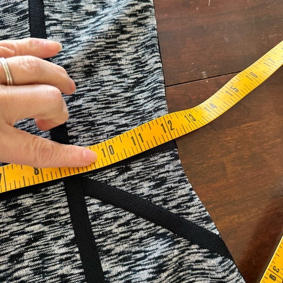 Milly Black & White Space Dye Knit Bodycon Dress Sz XS - Picture 10 of 12